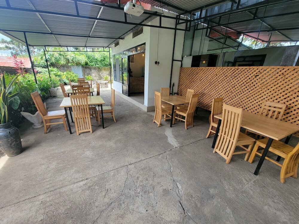 Hotel Maddy's Kitchen and Accomodation, Earth, photo