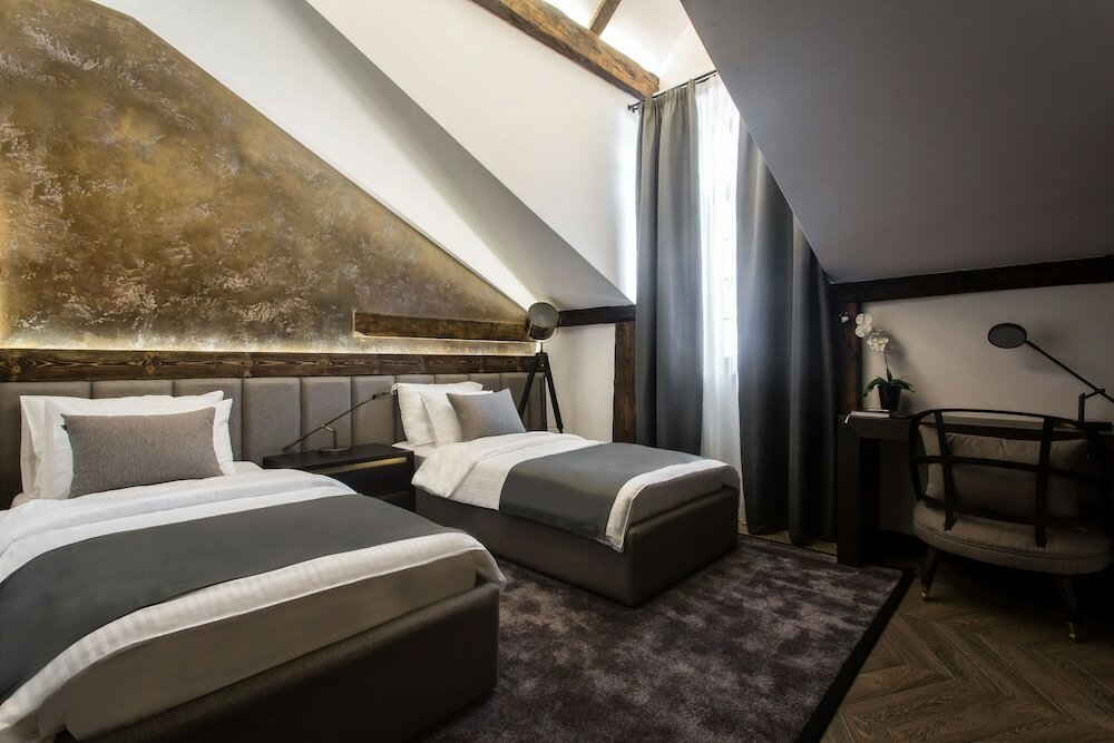 Фото Industrial 1853