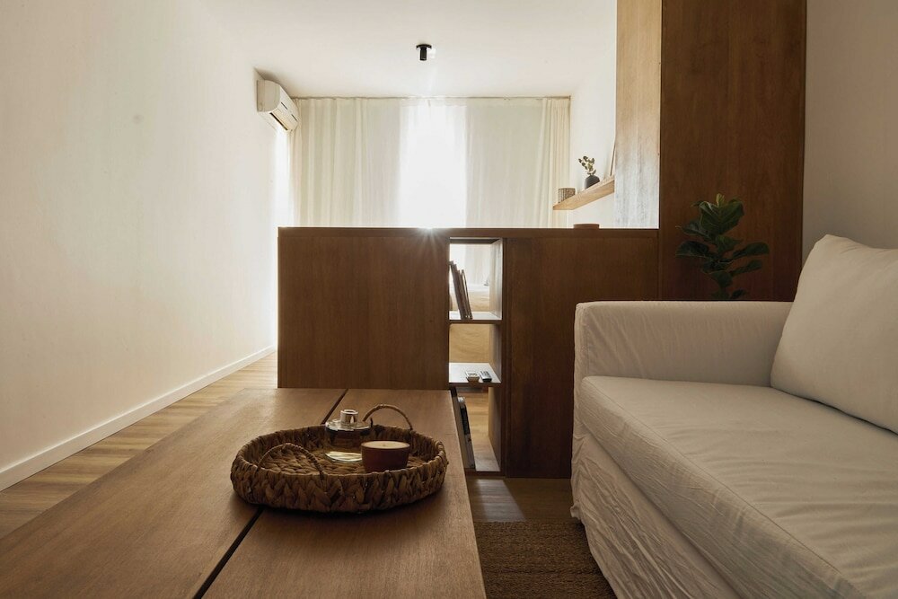 Фото Spacious modern studio