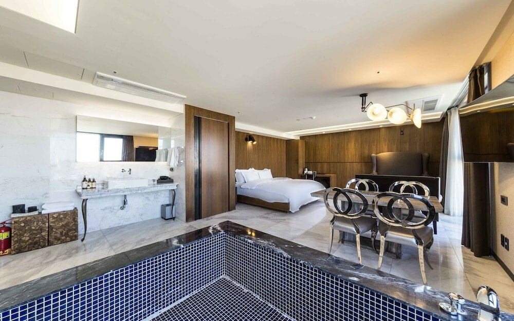 Фото Yeoksam Rich Well