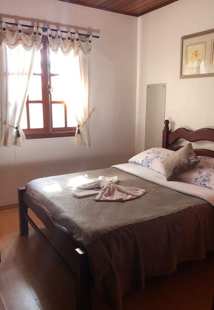 Фото Pousada Monte Suíço