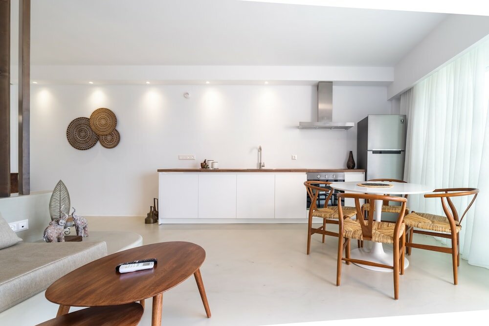 Фото Wave Suite by the Sea