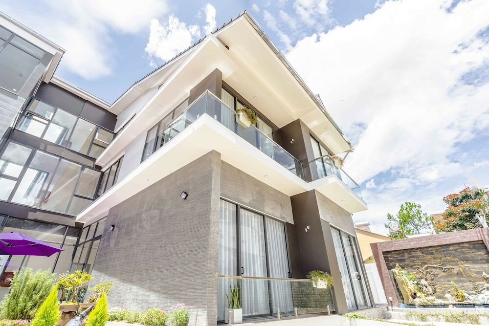 Фото Mega Sky Hotel