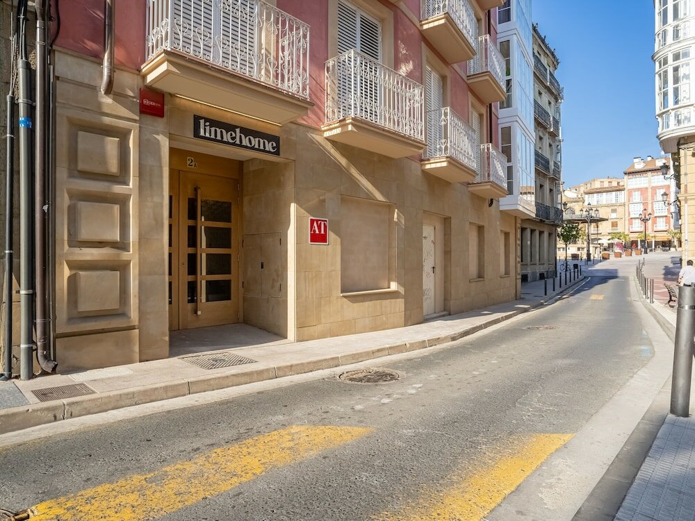 Фото Limehome Haro Calle de la Vega