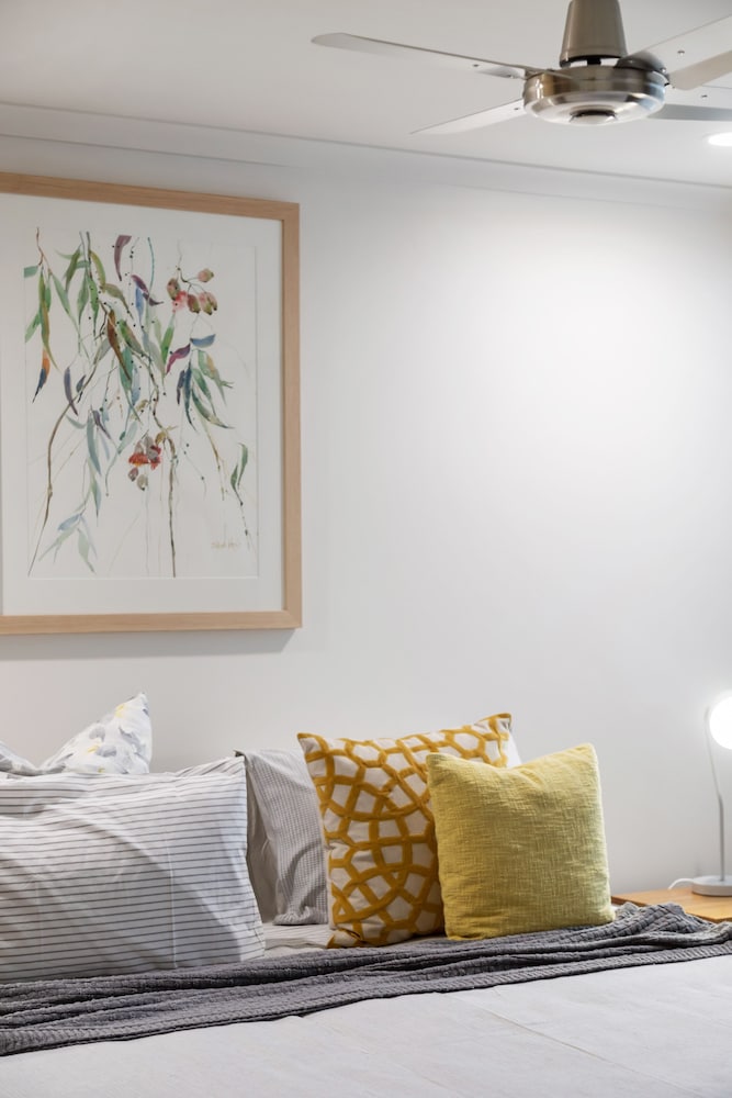 Фото City Courtyard Two