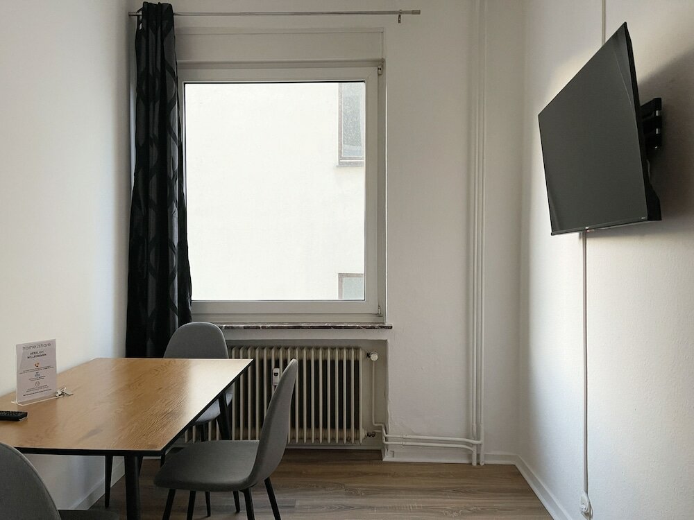 Фото Apartments for fitters i Schützenstr. 4-12 i home2share