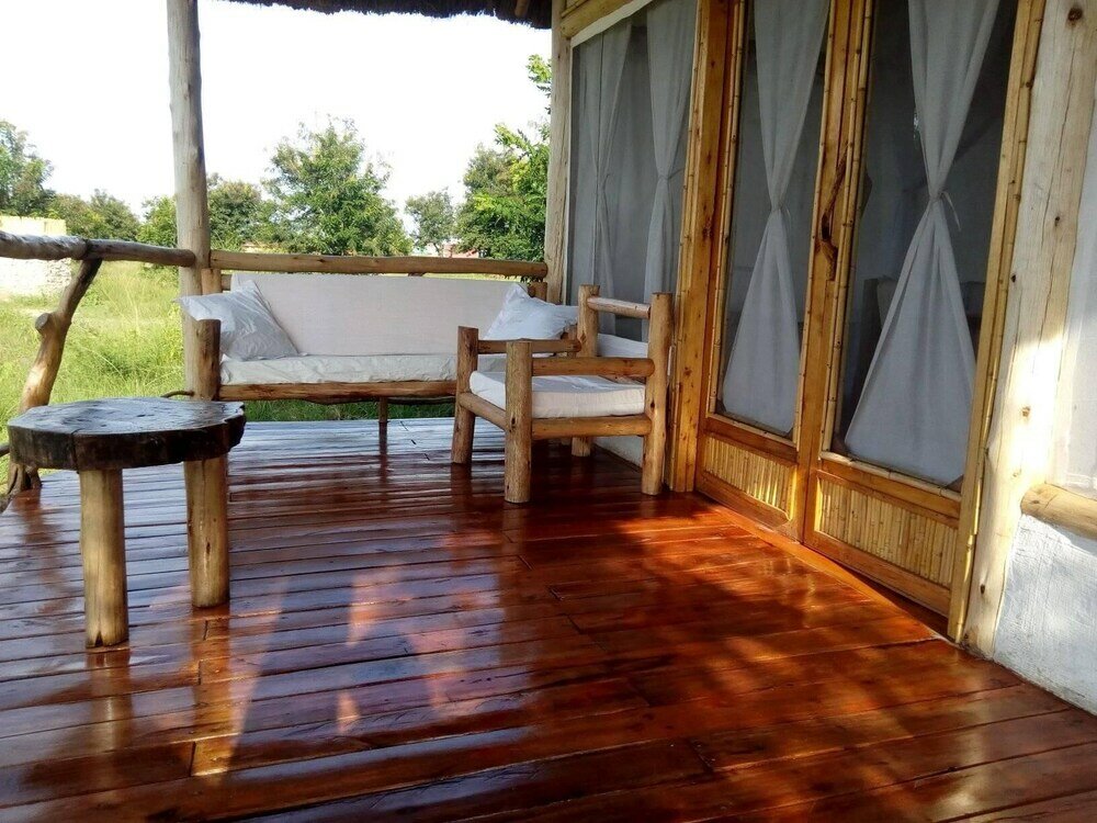Фото Kazinga Wilderness Safari Camp