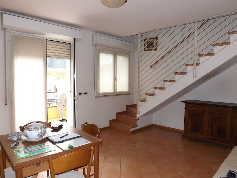 Фото Appartamento sulla spiaggia con balcone