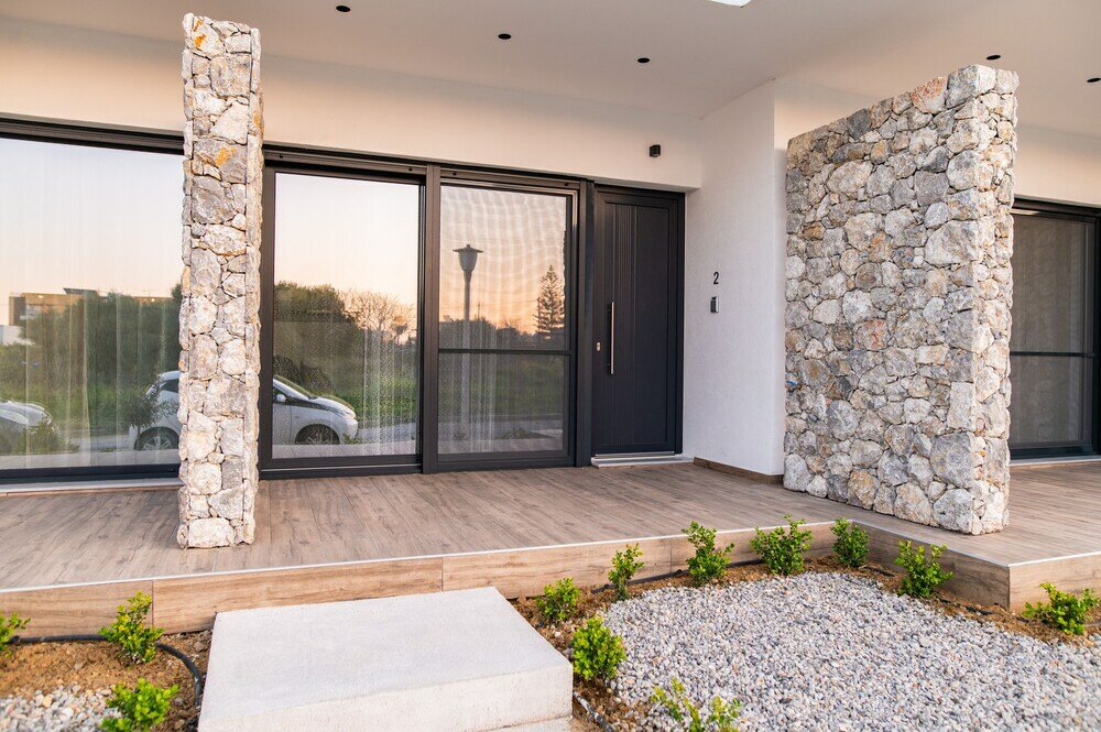 Фото Pebble Garden Blue Dahlia