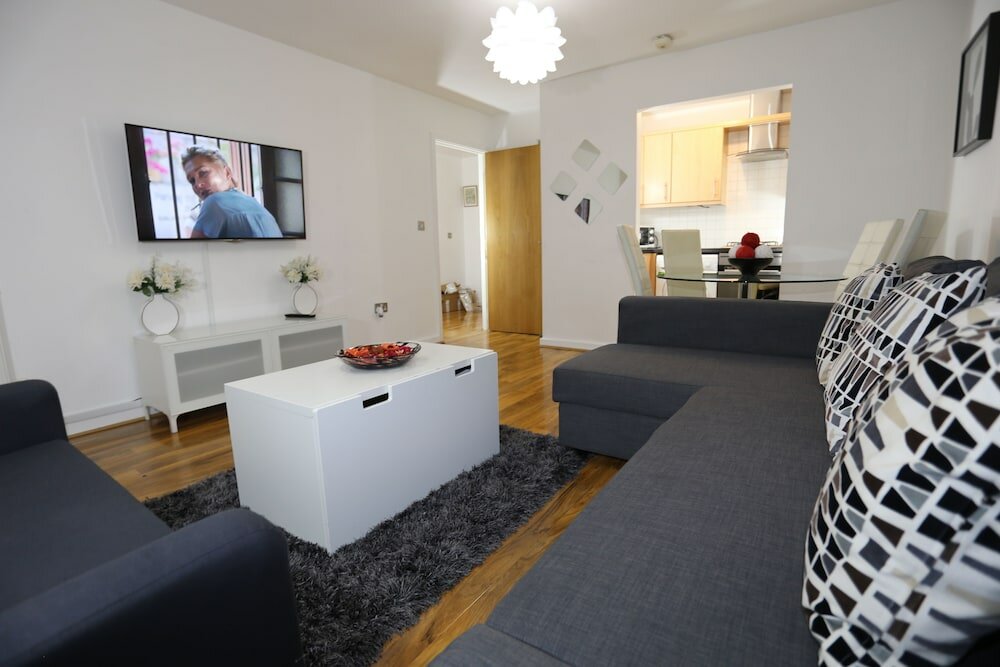 Фото 2 bed Riverview Bridge House Apartment