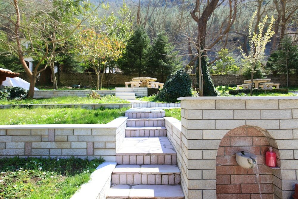 Фото Hotel Gryka e Kelcyres