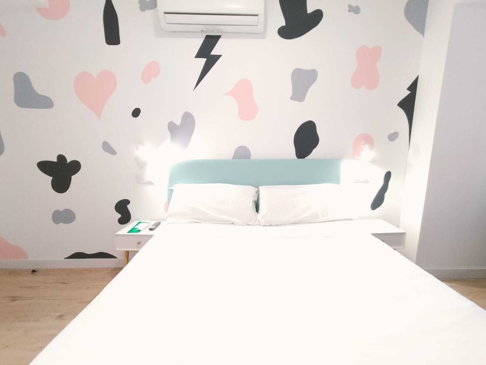 Фото Hostal Carmen by gaiarooms