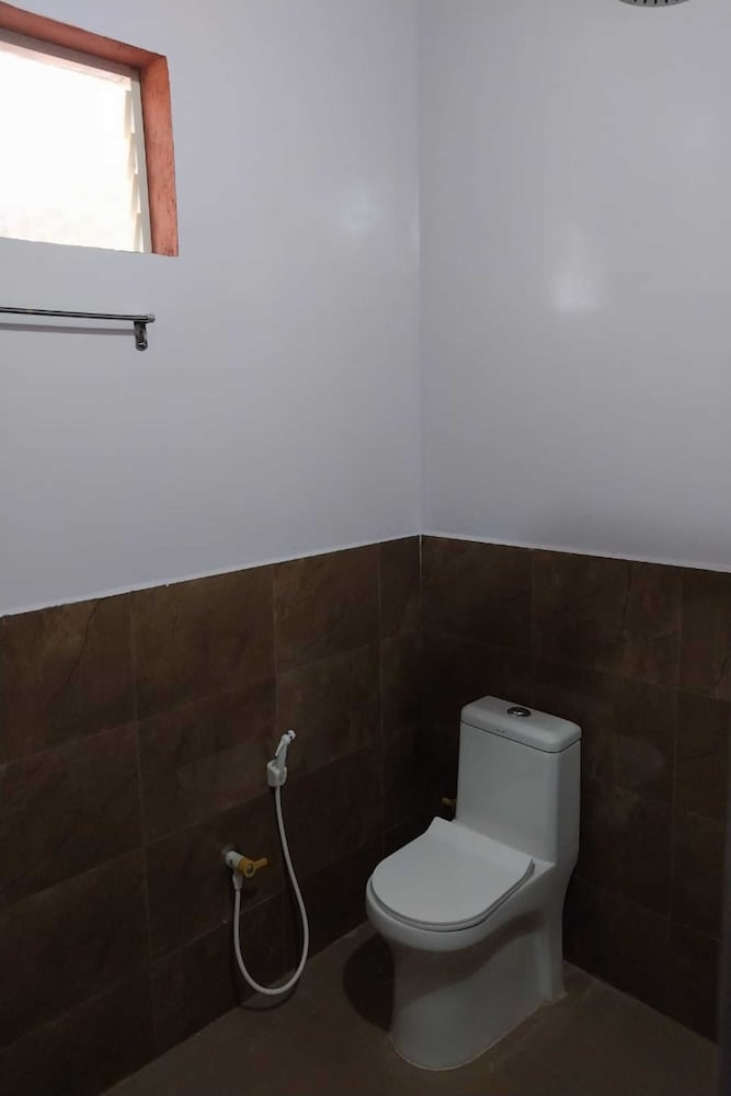 Фото Kadumane Hills Resorts