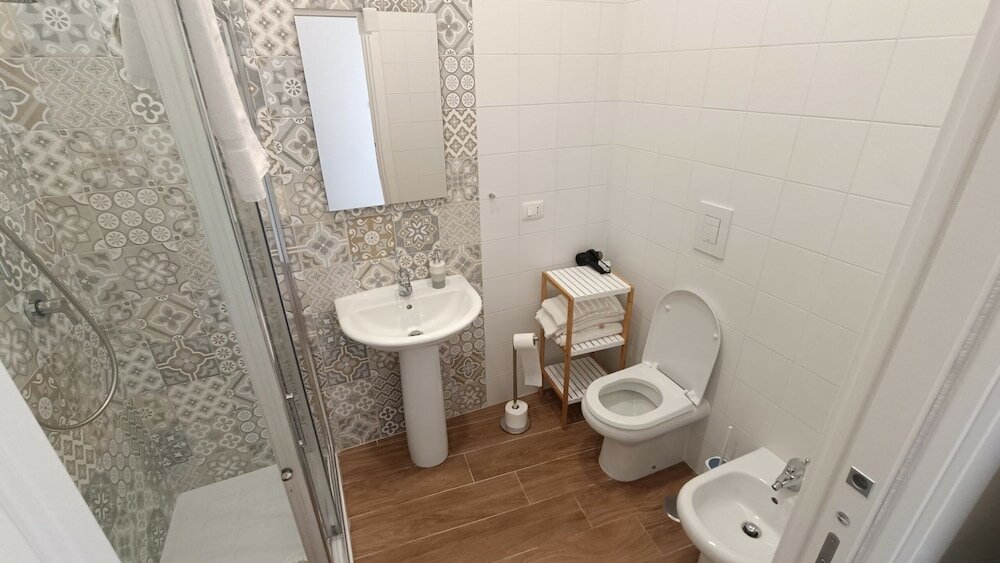 Фото Terminal 1 Guest House