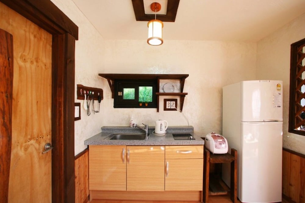 Фото Jeongseon Haetbinnuri Pension