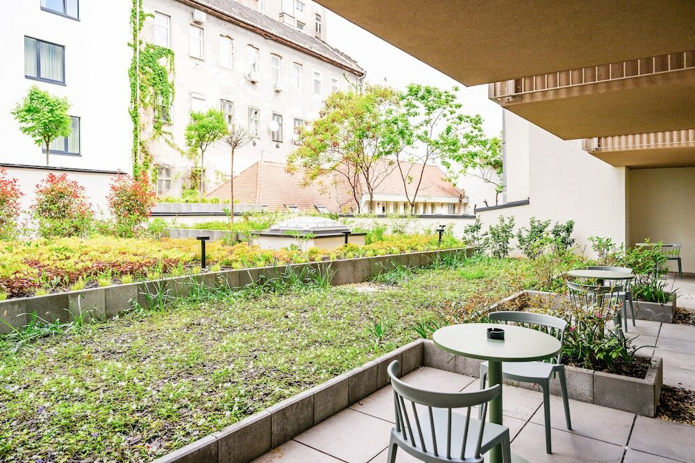 Фото Limehome Budapest Mosonyi u. 4