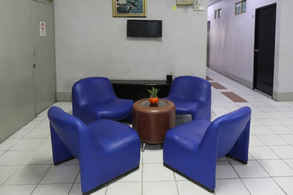 Фото Oyo 3865 Wisma Niaga