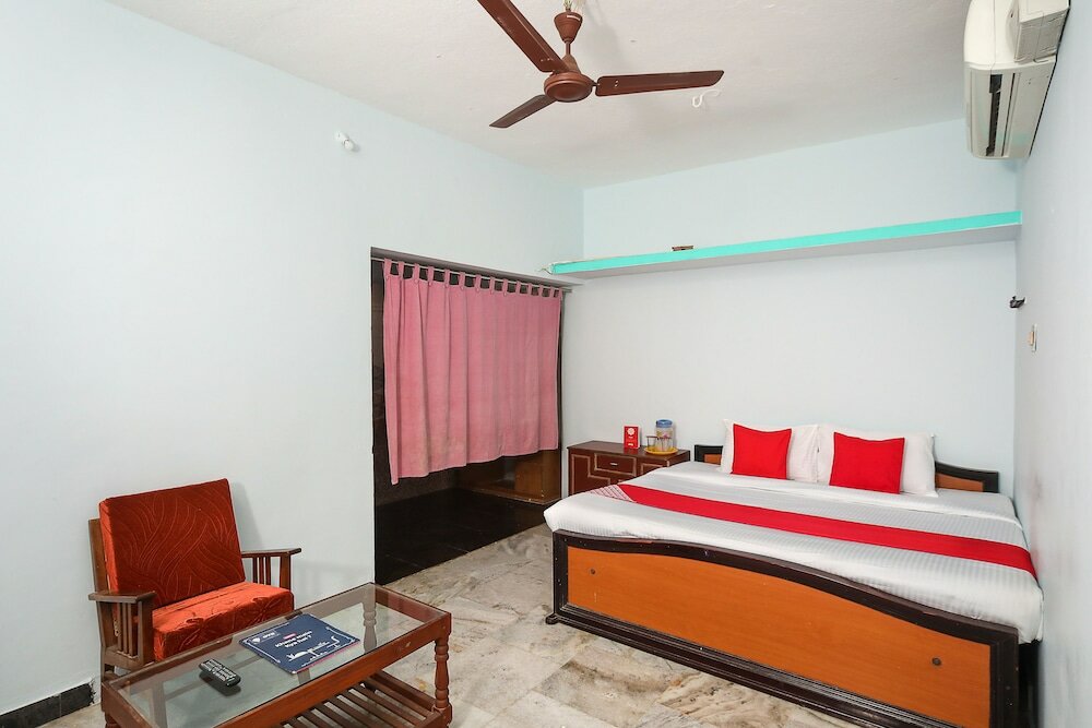 Фото Oyo 41072 Hill View Cottages