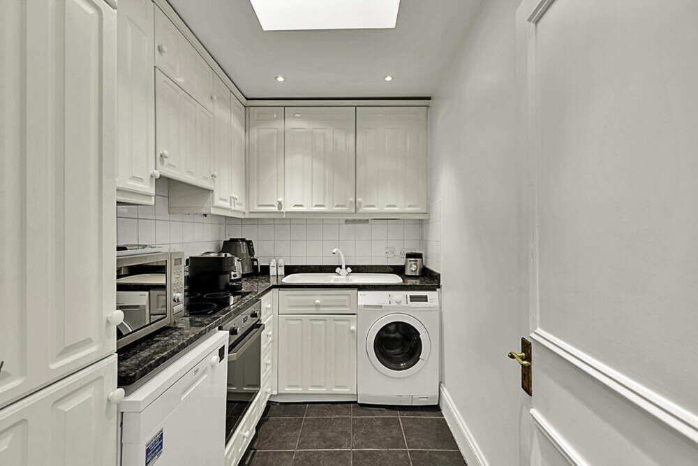 Фото Beautiful Two Bed Abode Near Chelsea