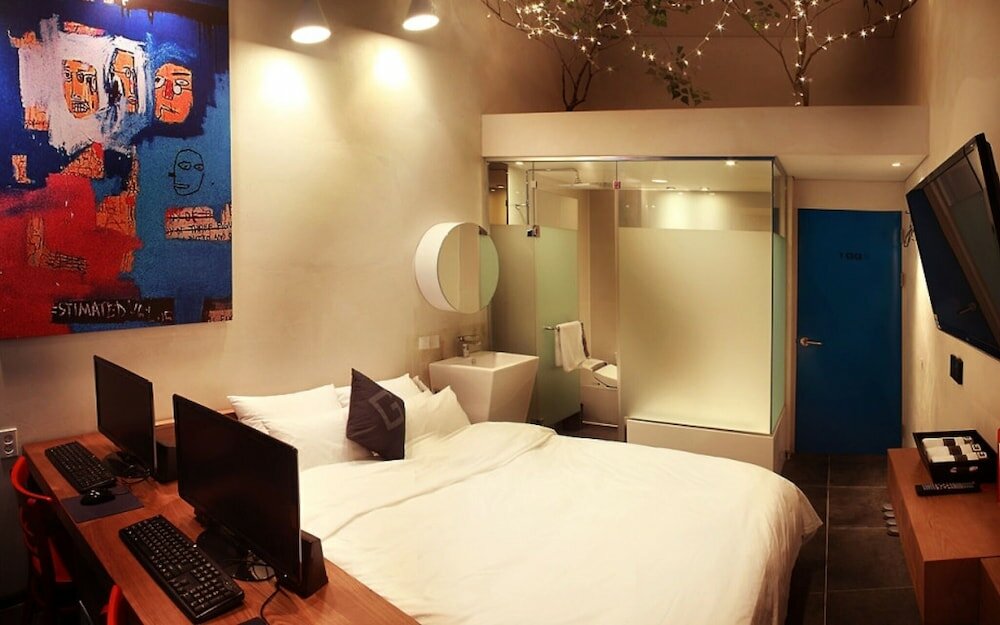 Фото Hotel Galaxy Tour Yeongdeungpo