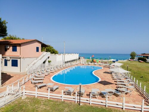 Апартаменты Residence Emmesse Trilocal Apartment 3 Rooms