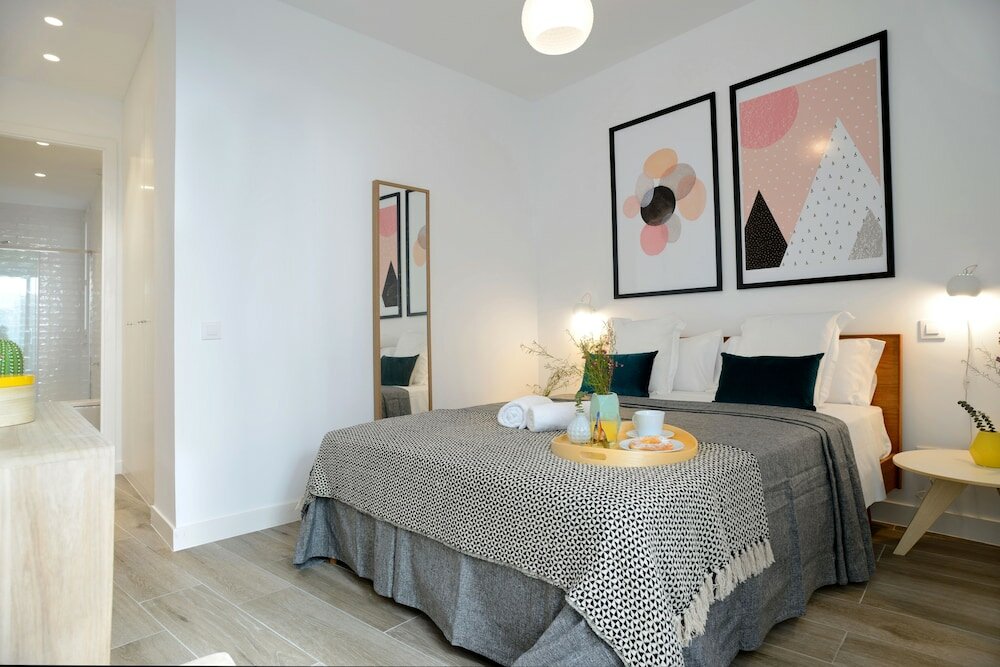 Фото Nqn Aparts & Suites Madrid