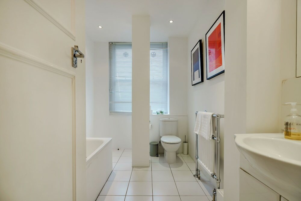 Фото Hill Street Mayfair Apartments