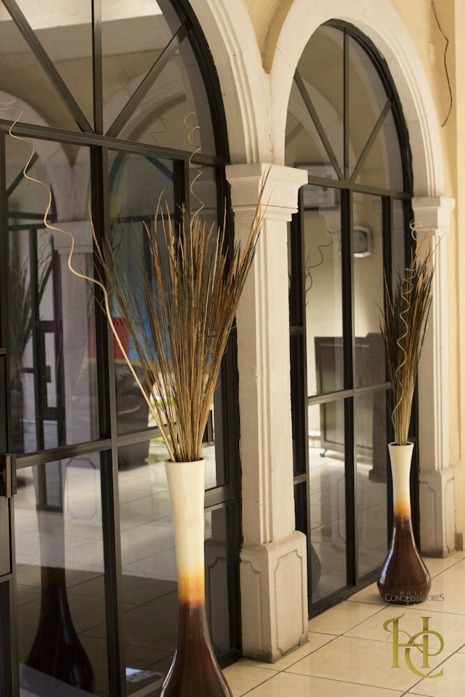 Фото Hotel Conquistadores