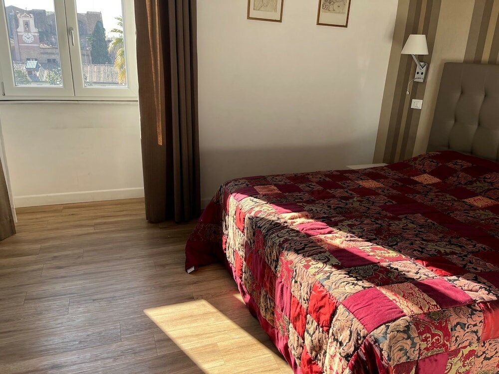 Фото Camere con vista sul Chiostro Di Michelangelo