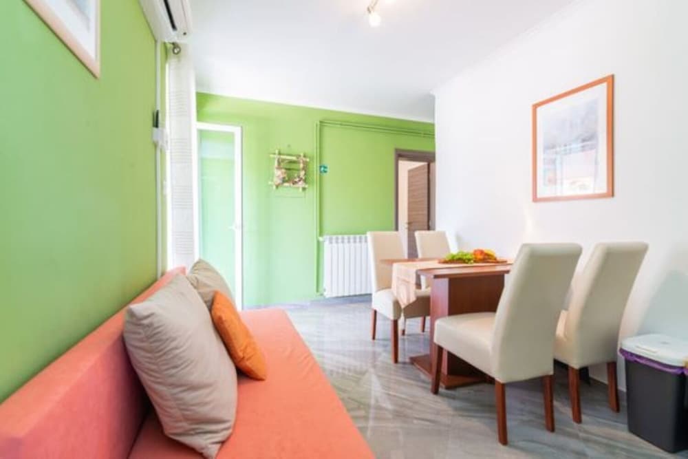 Фото Barbara - Steps From the Beach - A4