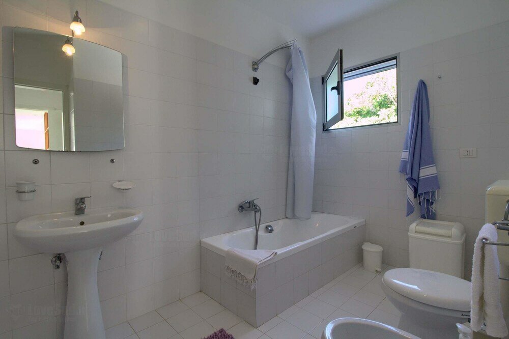 Фото La Macchia Lovely House in the Park