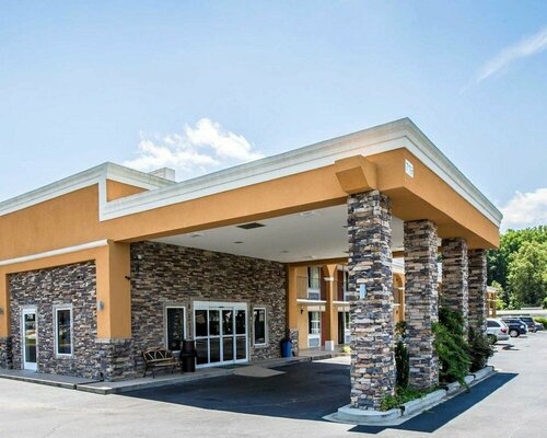 Гостиница Quality Inn Greenwood Hwy 25