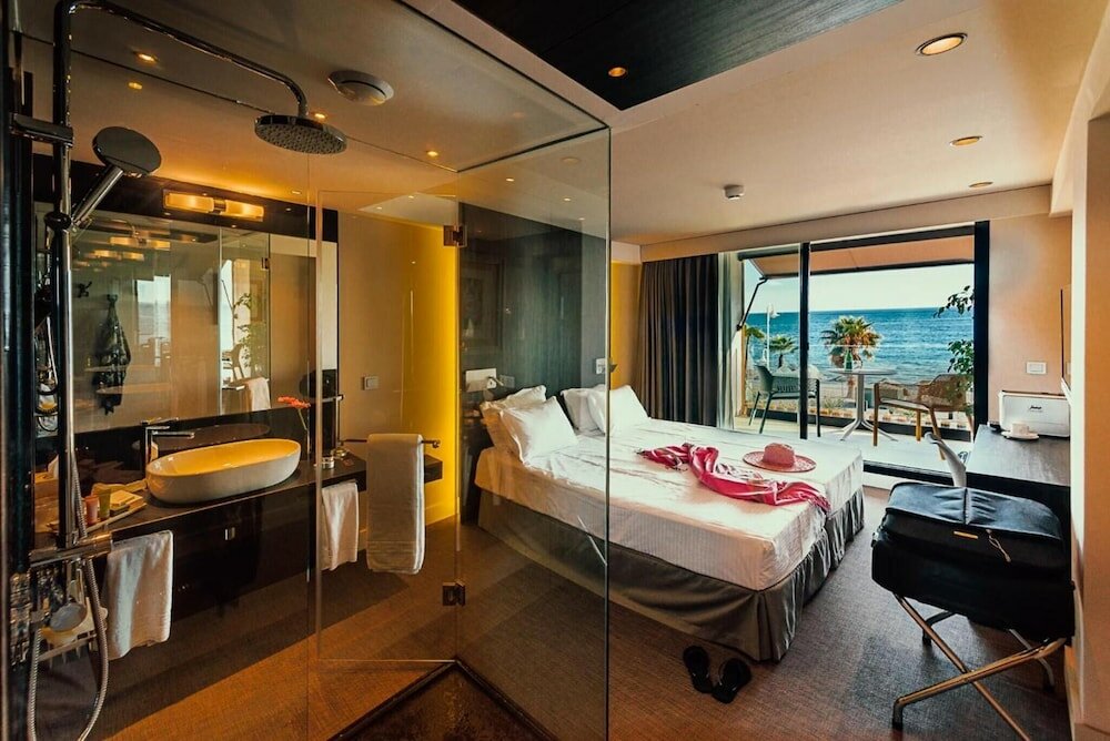 Фото H. Boutique Peña Parda