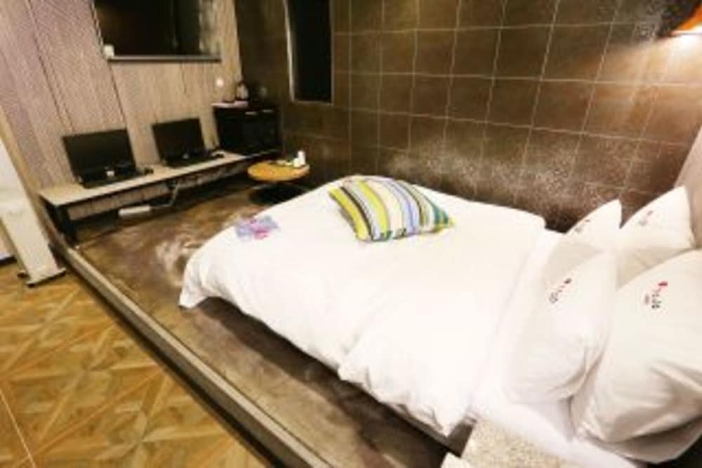 Фото Bucheon Feel