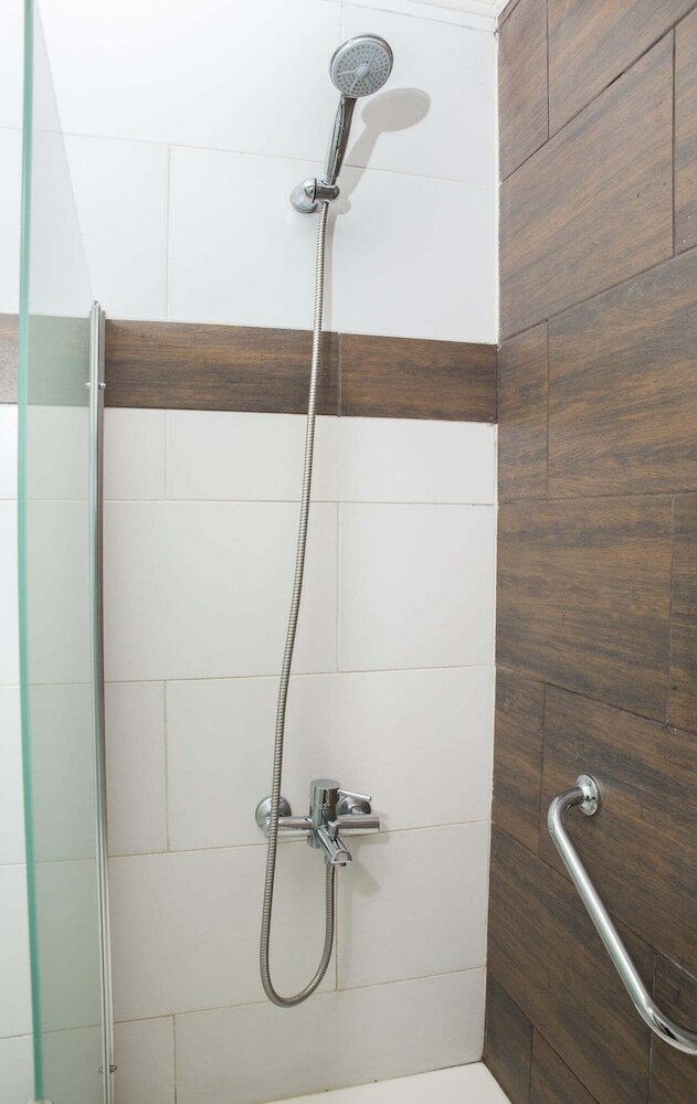 Фото Blue Parts - Nahuel Superior 1p In Front of the Lake