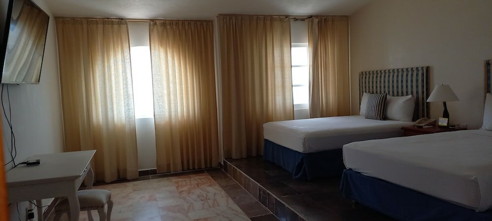 Фото отеля 4