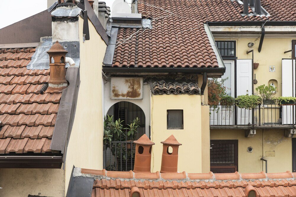 Фото Typical Apartment on River Naviglio Darsena