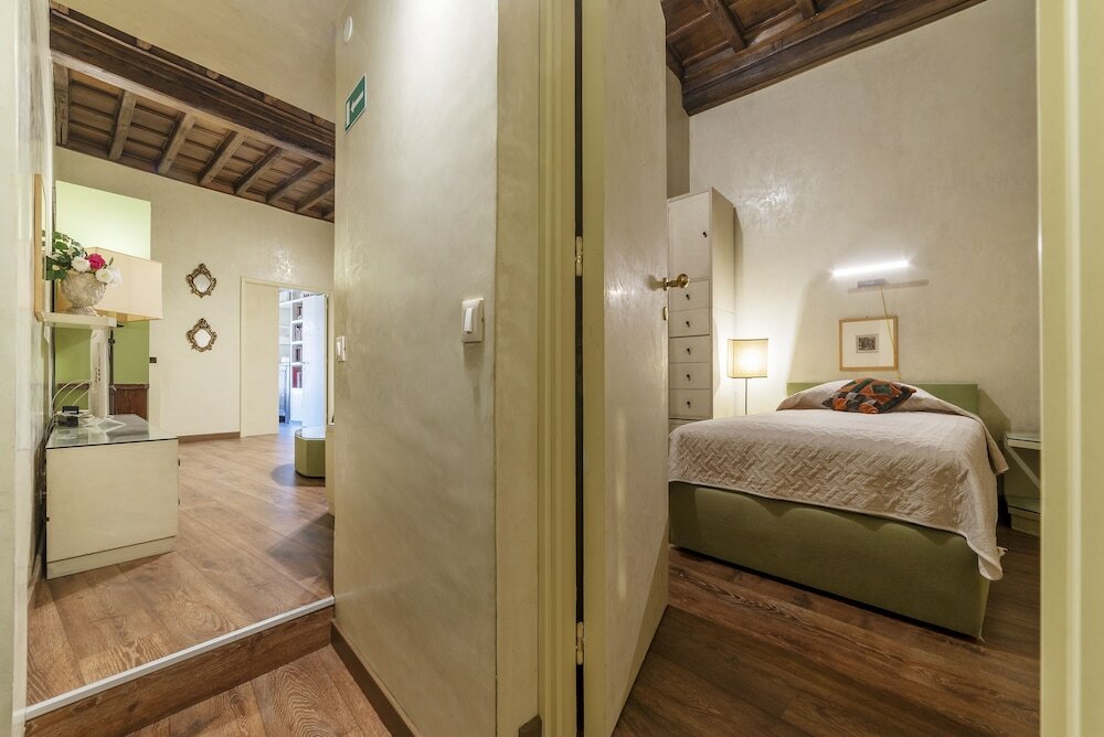 Фото Pantheon Luxury Home