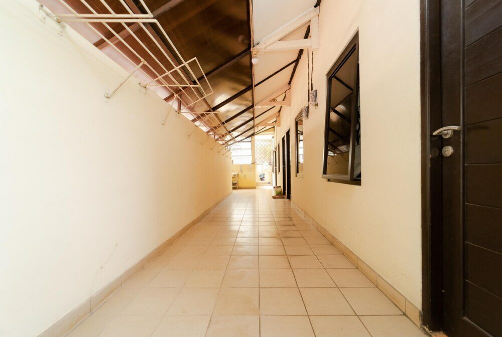 Фото KoolKost Female Syariah near Rs. Bhayangkara Pondok Pinang