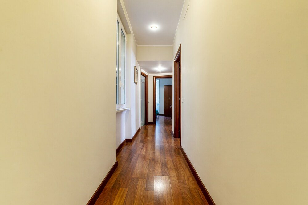 Фото Piazza Re di Roma Apartment