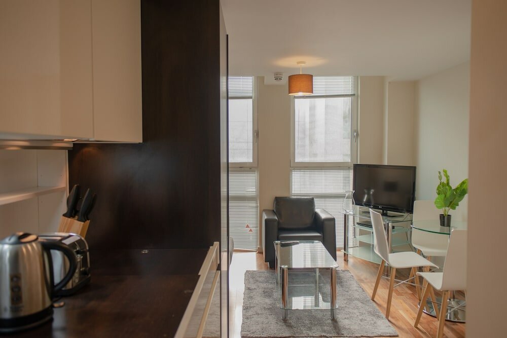 Фото One Bed Serviced Apt Moorgate