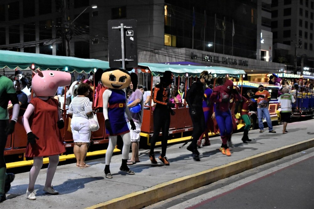 Фото Seaflats Iate Plaza Hotel