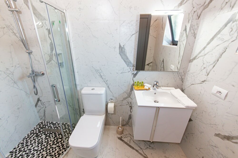 Фото Santa Oliva Suites