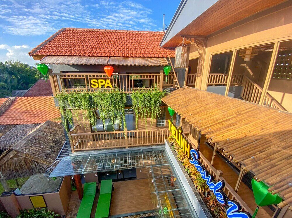 Фото The Linh Seaside Villa Hoi An