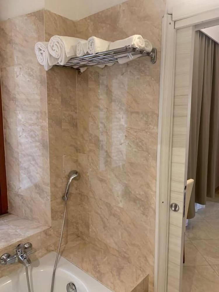 Фото S. P. Q. R. Suite