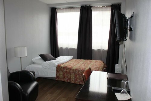 Гостиница Corner Hotell в Бреннейсунне