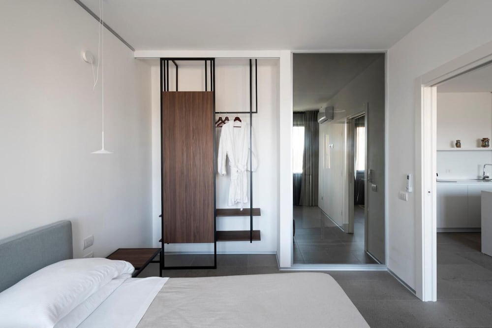 Фото Alkamuri Posh Hotel SPA - 101 Suite Deluxe