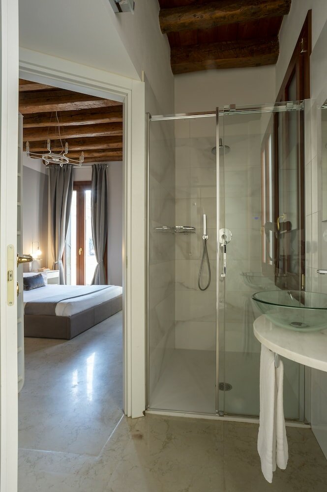 Фото Fosca Venice Rooms