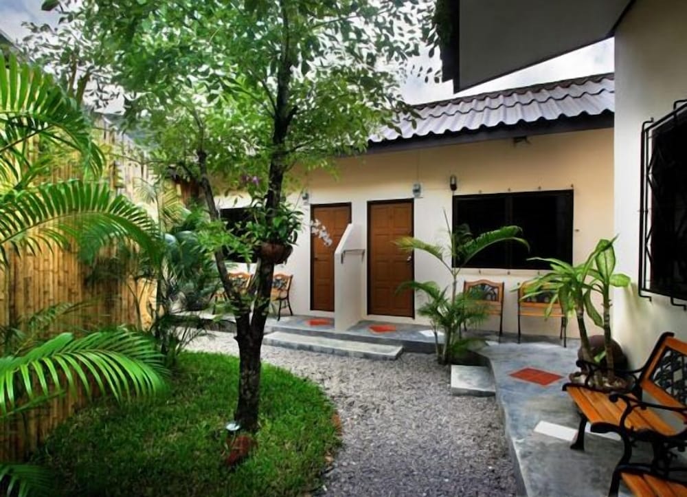 Фото Baan Suay Hotel Resort