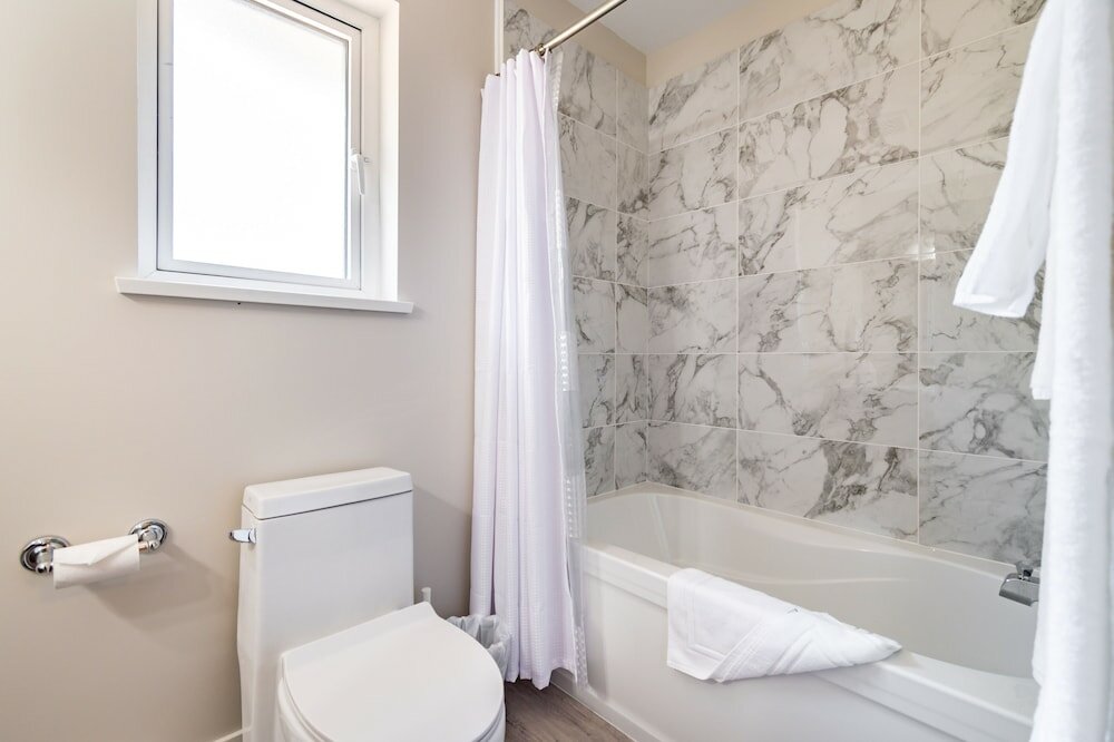 Фото Pathfinder Camp Resorts Agassiz